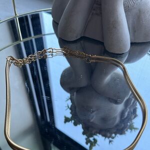 Elegant Gold Chain Necklace